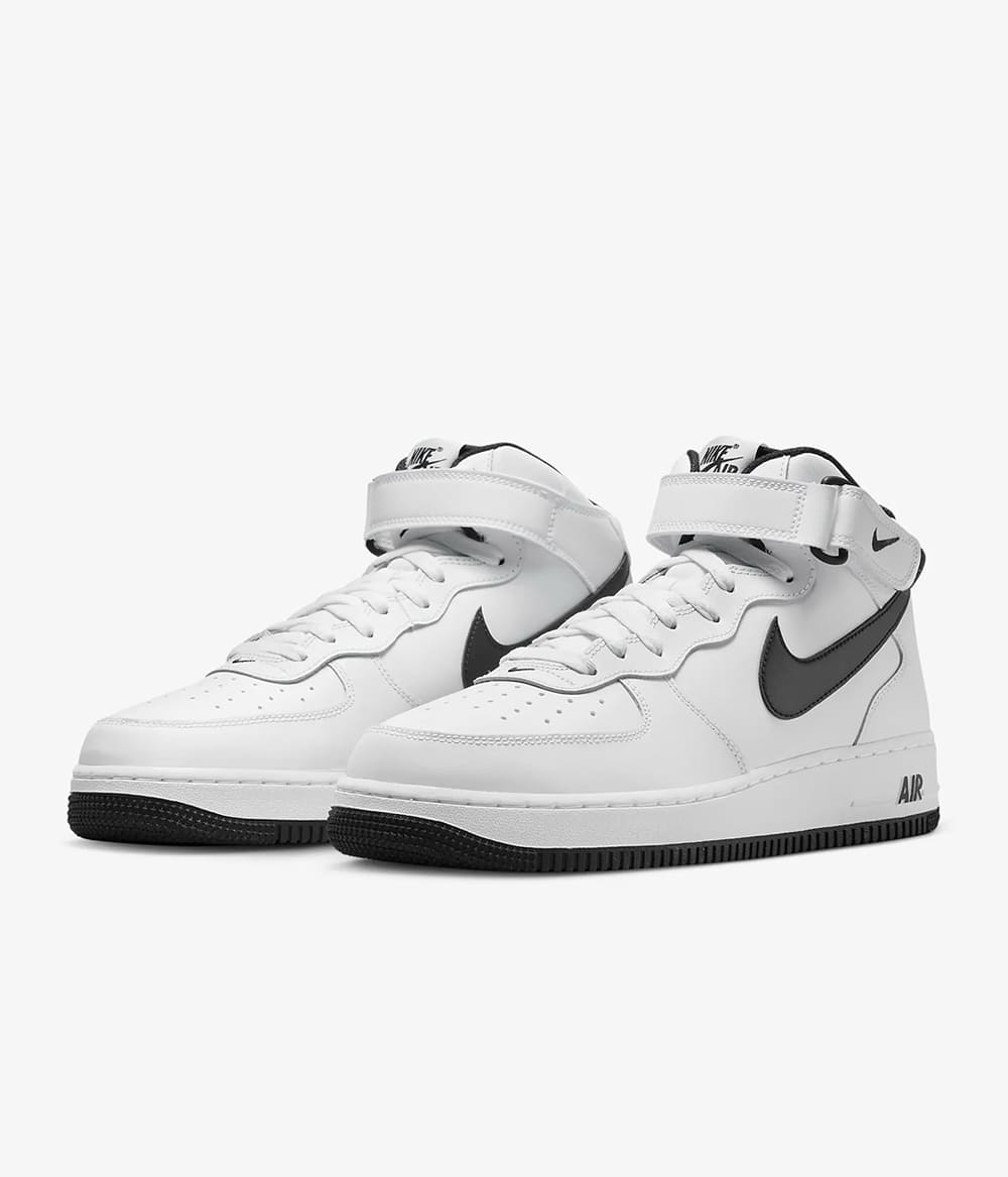 Air-Force-1-Mid-White-Black_01