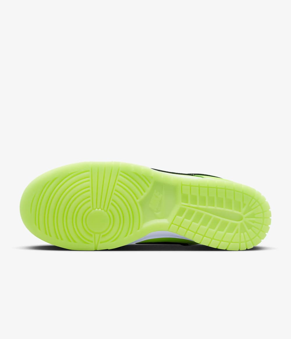 Nike-Dunk-Low-SE-Volt_02